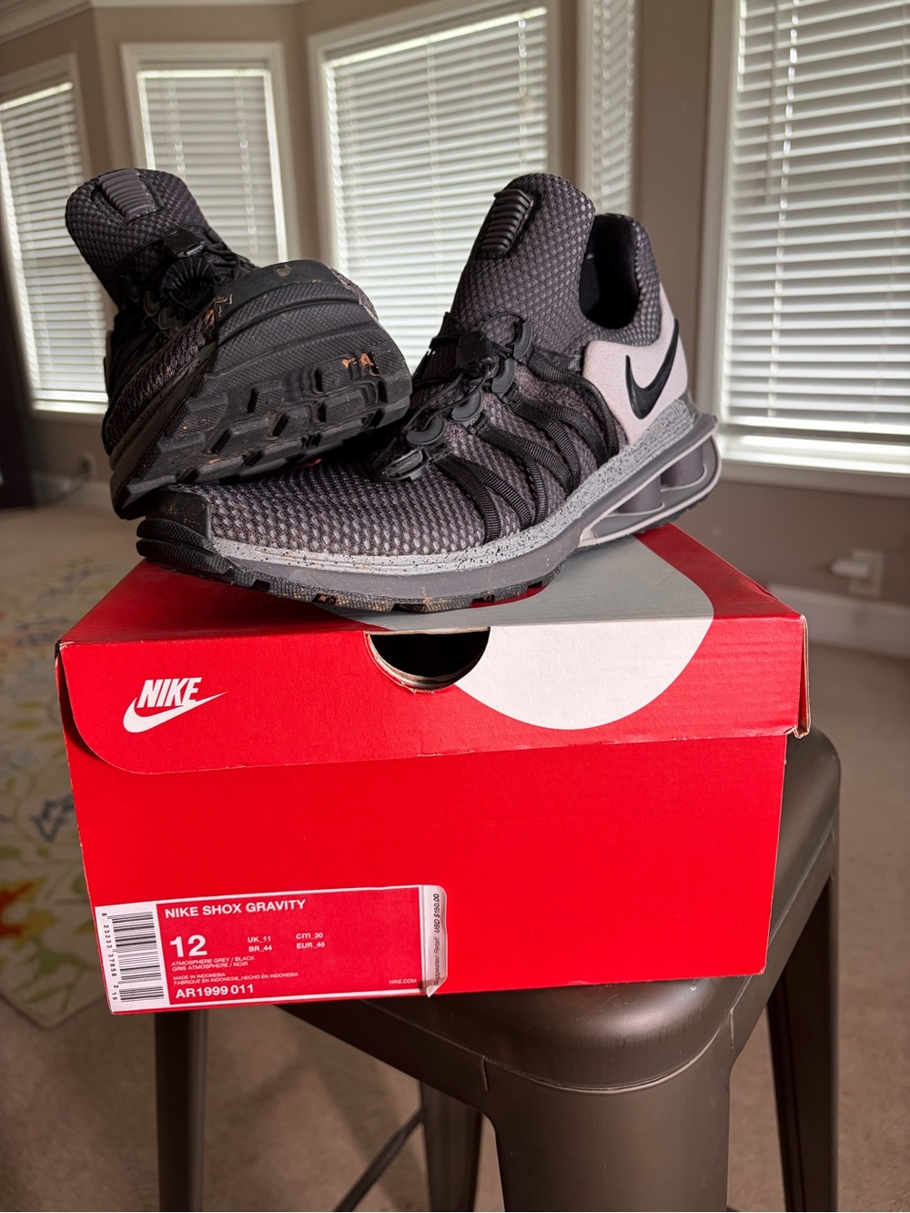 Nike size 12 Men's Shox Gravity Running Shoes - Black/Grey